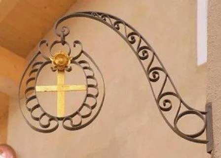 Gasthaus Zum Weissen Kreuz Vendégház Samedan